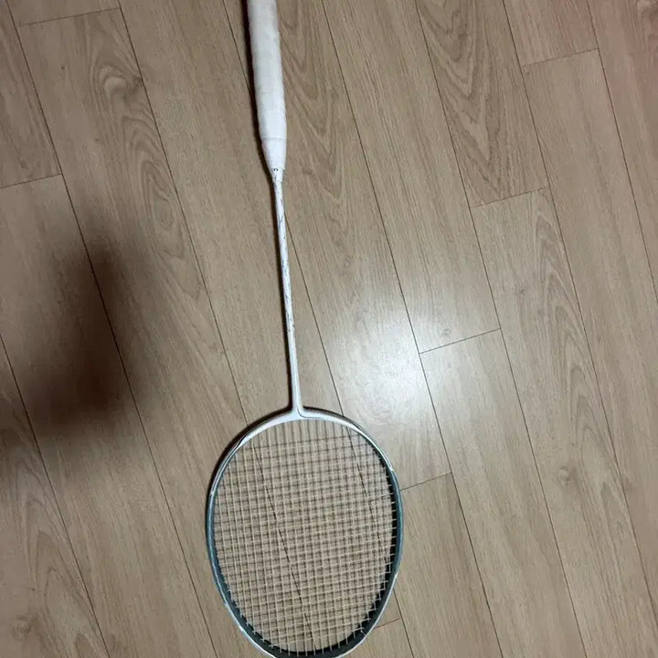 [BUNJANG] Red Sun Shape ESG Badminton Racket / 레드썬 쉐이프 esg 배드민턴 라켓