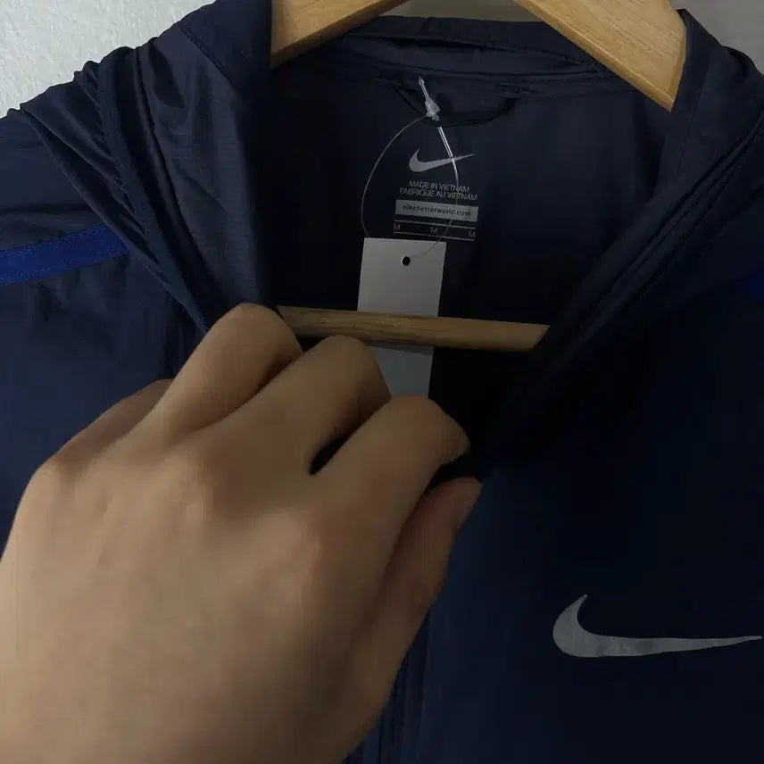 [BUNJANG] Nike Swoosh Windbreaker Jacket / 나이키 스우시 바람막이
