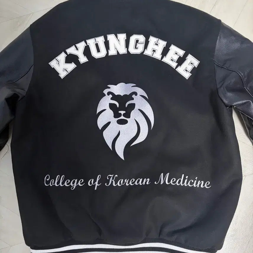 [BUNJANG] Kyung Hee University College of Korean Medicine Graduation Jacket / 경희대 한의대 학잠 과잠 판매