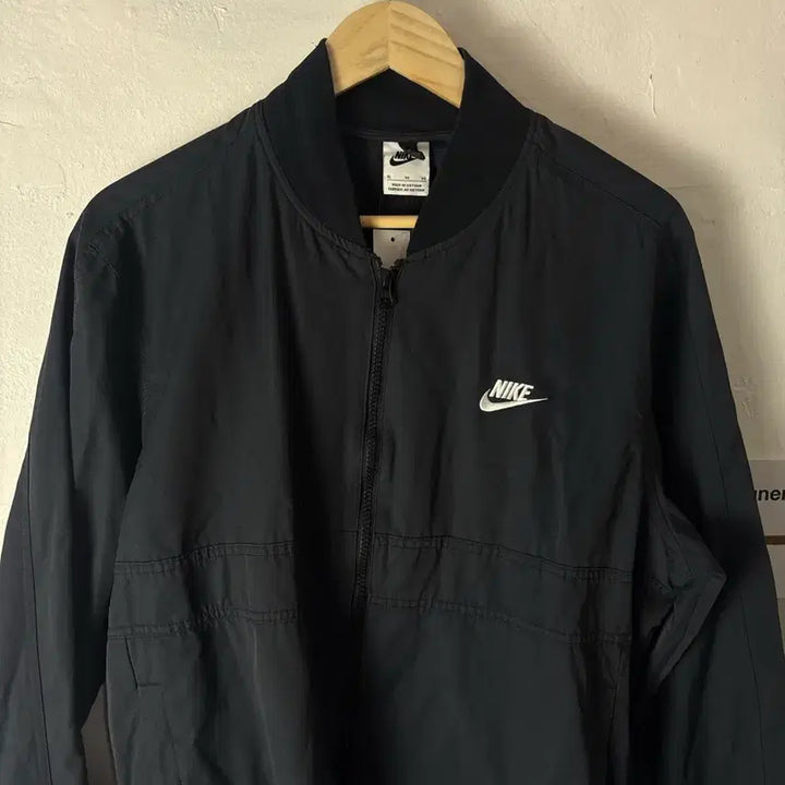 [BUNJANG] Nike Swoosh Windbreaker / 나이키 스우시 바람막이