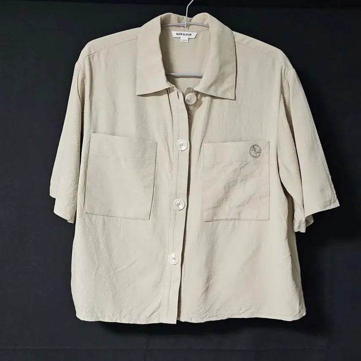 [BUNJANG] Nice Claup Linen Blend Short-Sleeve Shirt Jacket - Beige / 55)나이스클랍 여성 린넨 혼방 반팔 셔츠 자켓 베이지