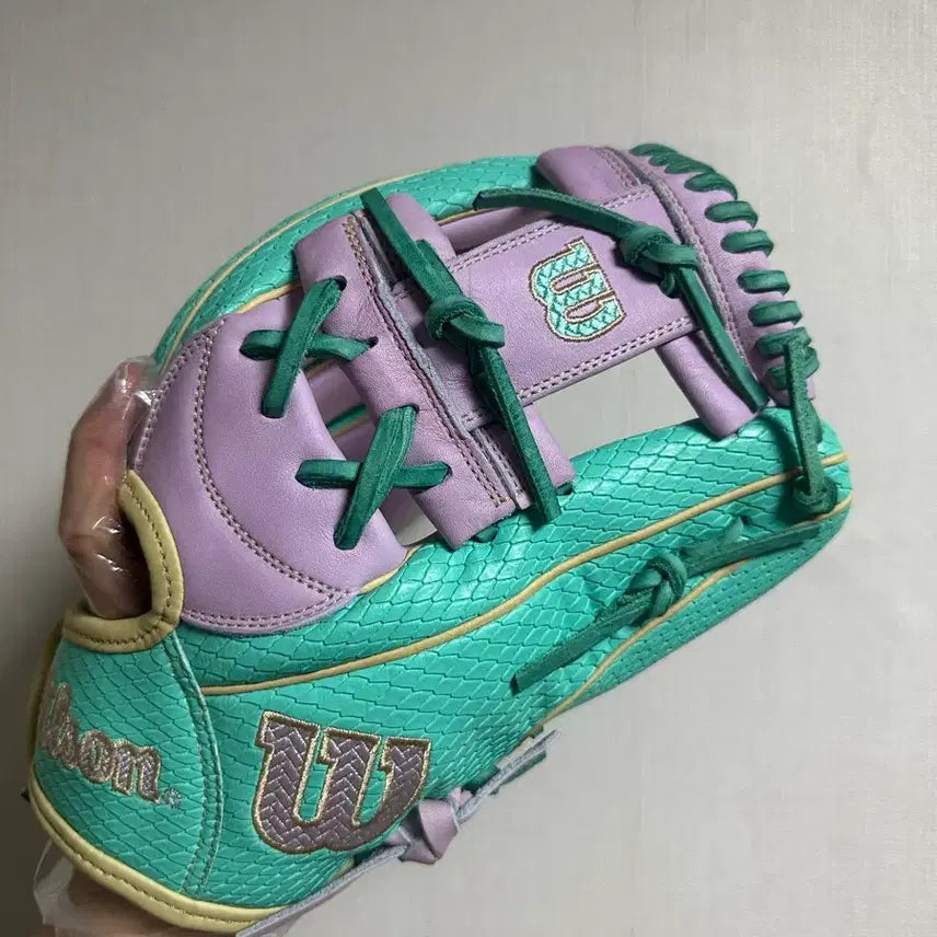 [BUNJANG] Wilson A2000 12-inch Infield Glove - New / 윌슨 A2000 12인치 내야 새상품