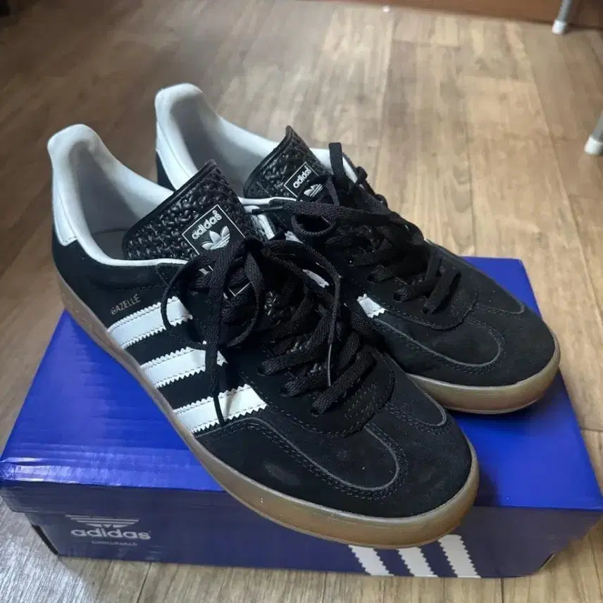 [BUNJANG] Adidas Gazelle Black White Sneakers / 아디다스 가젤 블랙 화이트 스니커즈