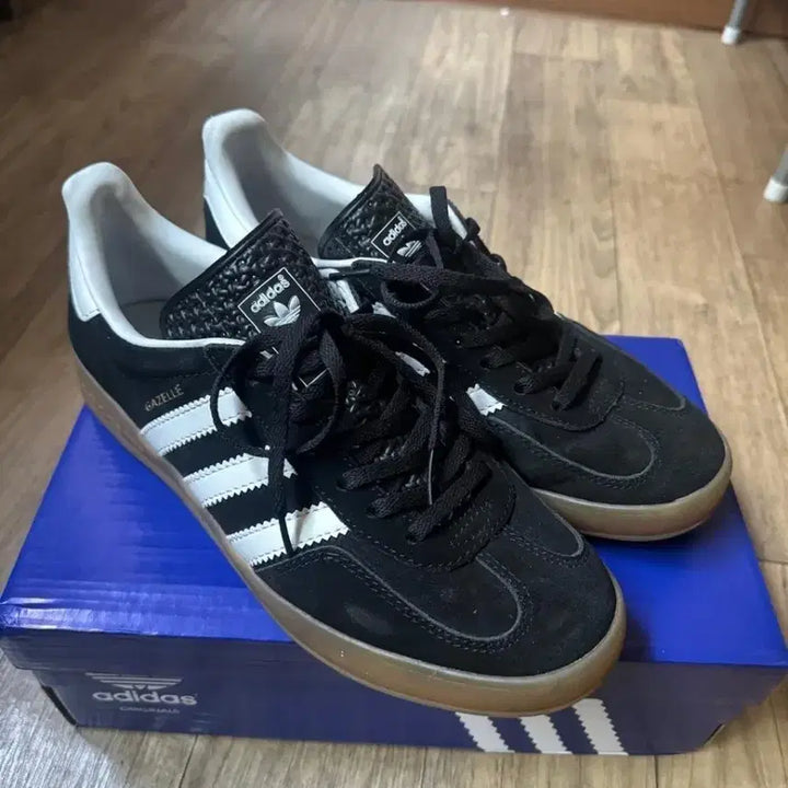[BUNJANG] Adidas Gazelle Black White Sneakers / 아디다스 가젤 블랙 화이트 스니커즈