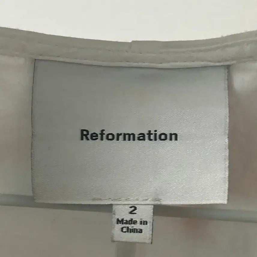 [BUNJANG] Reformation White Blouse / Reformation Top