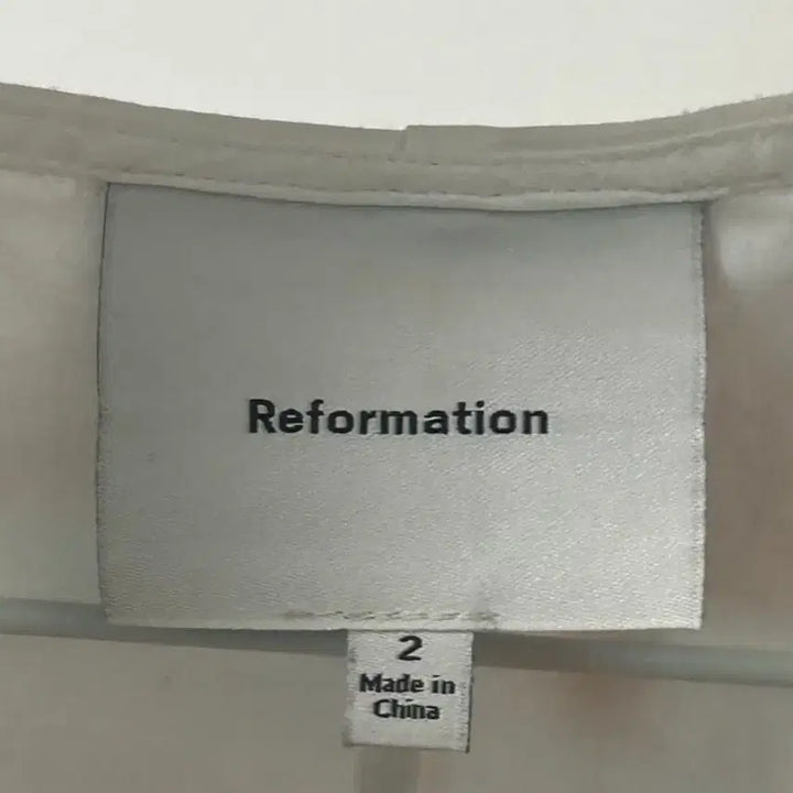 [BUNJANG] Reformation White Blouse / Reformation Top