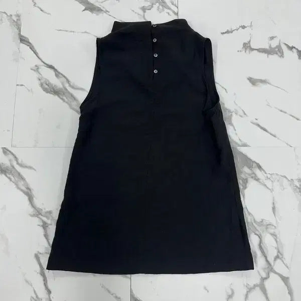 [BUNJANG] Siyazu Sleeveless Blouse Black / SIYAZU 시야쥬 블랙 민소매 블라우스