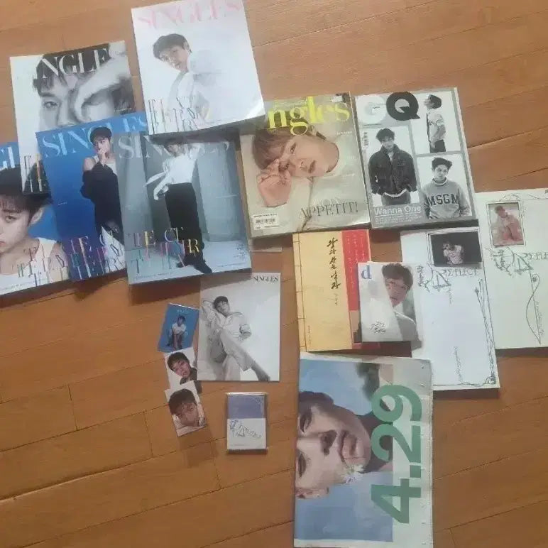 [BUNJANG] Park Jihoon Singles Magazine Bundle Set (Photocard Included) / 박지훈 잡지 팝니다