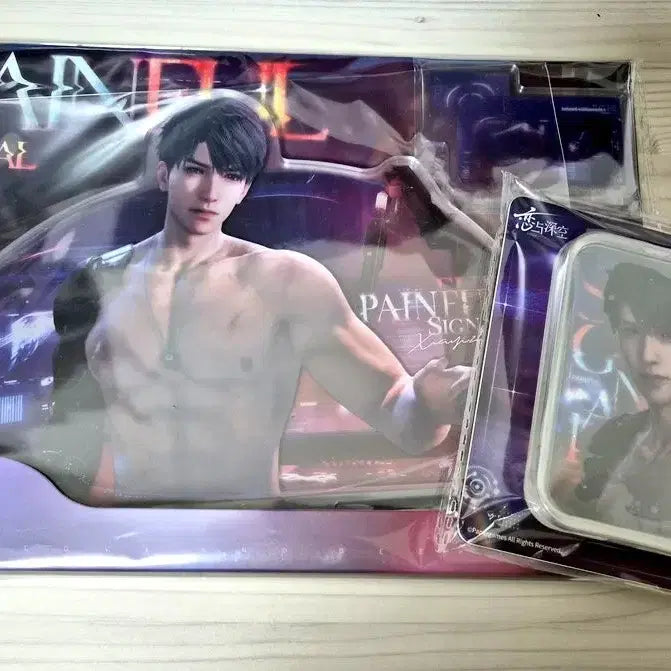 [BUNJANG] Love and Deepspace Houzhu Acrylic Stand &amp; Badge Official Goods / 러브앤딥스페이스 럽딥 하우주 아크릴스탠드 뱃지 공식 굿즈 양도판매