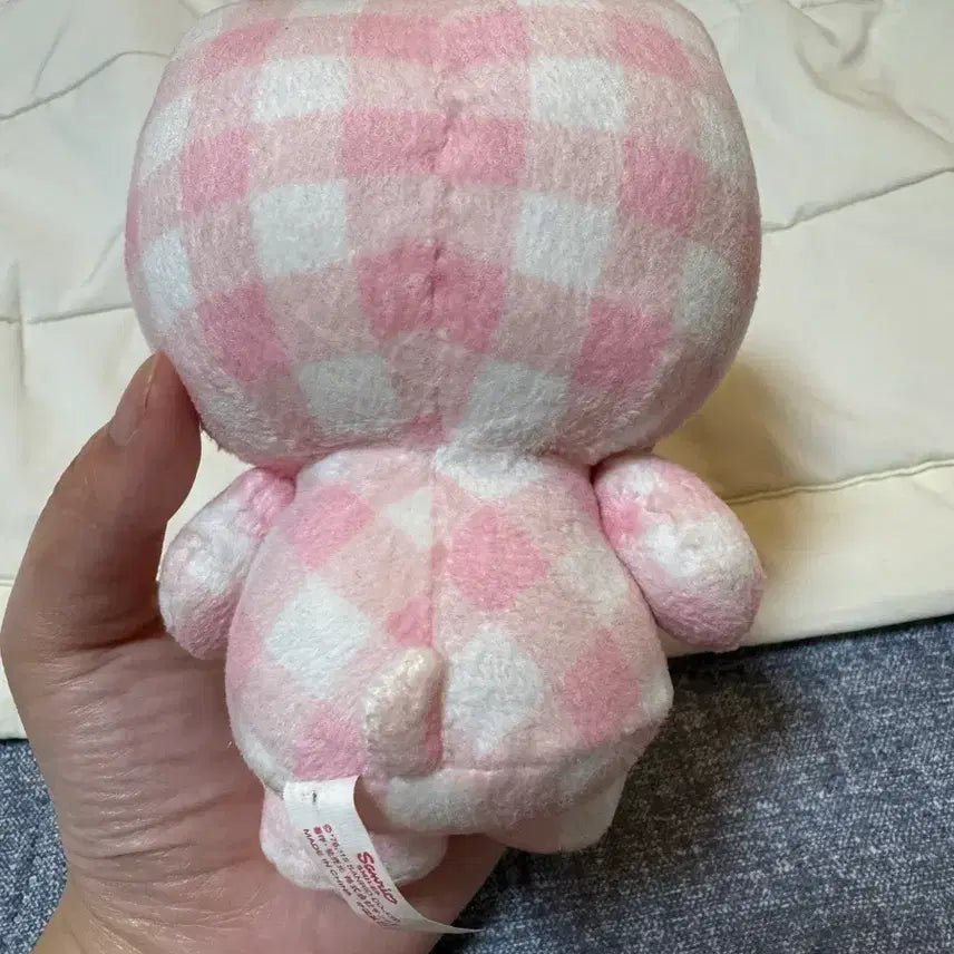[BUNJANG] Hello Kitty Pink Daisy Doll Keychain / 헬로키티 핑크 데이지 인형 키링 판매중