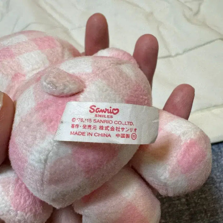 [BUNJANG] Hello Kitty Pink Daisy Doll Keychain / 헬로키티 핑크 데이지 인형 키링 판매중