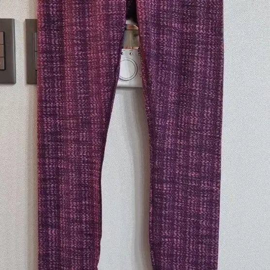 [BUNJANG] Lululemon Purple Pattern Leggings / 4/ 룰루레몬 레깅스 퍼플 패턴