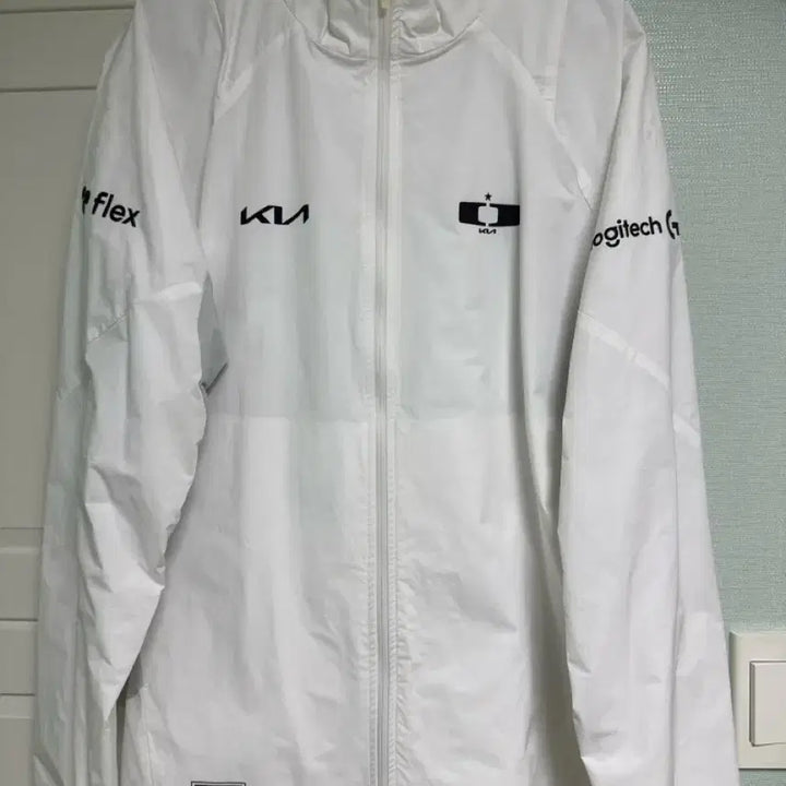 [BUNJANG] DWG KIA 2024 World Championship White Windbreaker XXL / 담원기아 2024 월드챔피언십 흰색