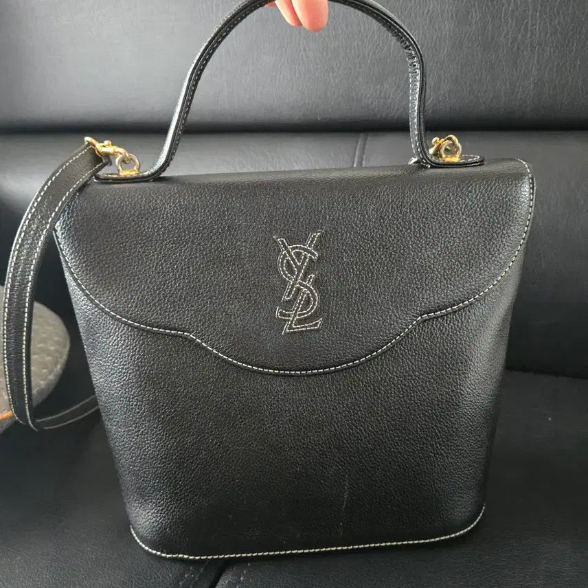 [BUNJANG] Saint Laurent YSL Logo Tote Shoulder Bag / 입생로랑 YSL 로고 토트 숄더백