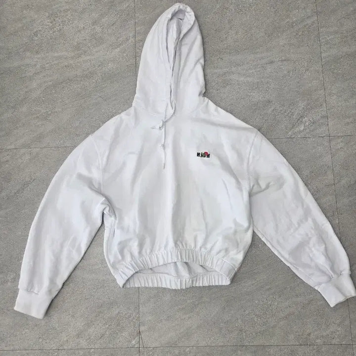 [SOLD OUT] [국내정품] MSGM Made in Italy 장미 자수 오버핏 화이트