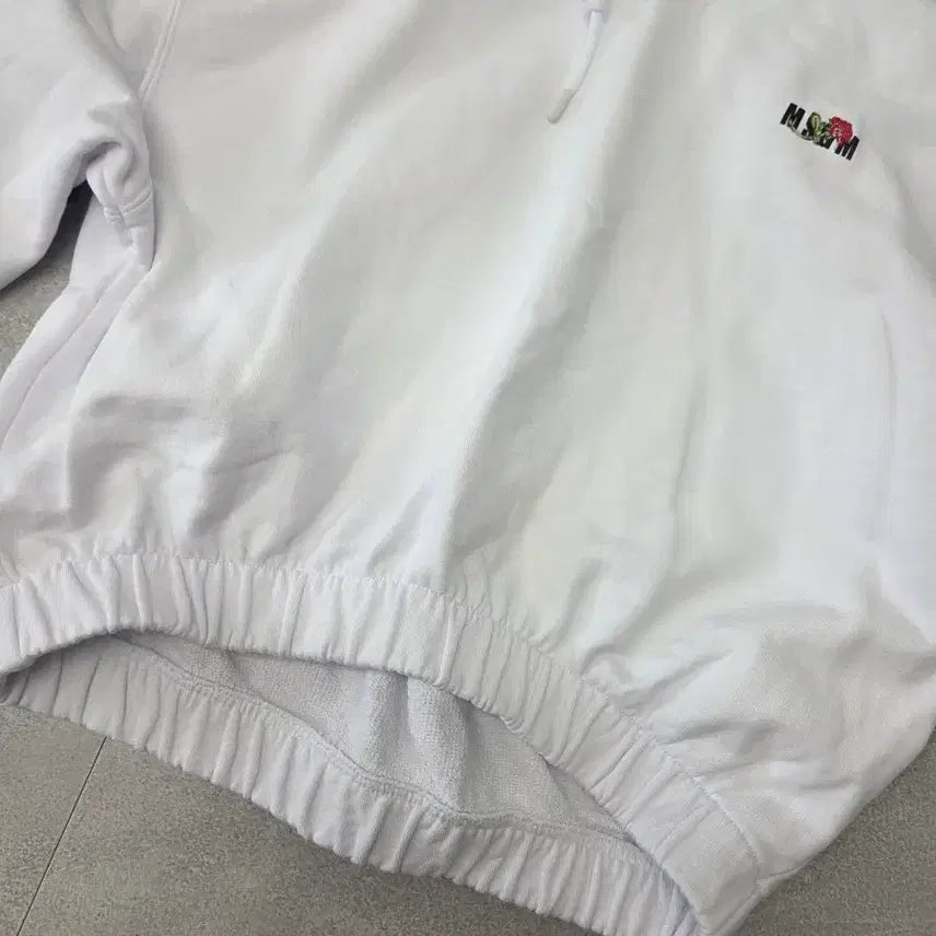 [SOLD OUT] [국내정품] MSGM Made in Italy 장미 자수 오버핏 화이트