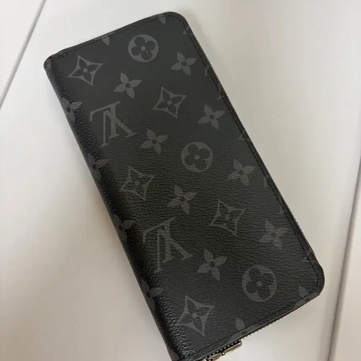 [SOLD OUT] [ 정품 ] 루이비통 이클립스 버티컬 지퍼 장지갑