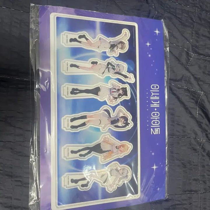 [BUNJANG] Isegye Idol Acrylic Stand / 이세계 아이돌 아크릴 스탠드 판매합니다