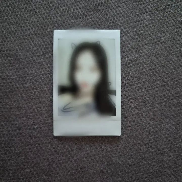 [BUNJANG] LUMINOUS Hyejin Signed Polaroid / 이달소 루셈블 현진 싸폴