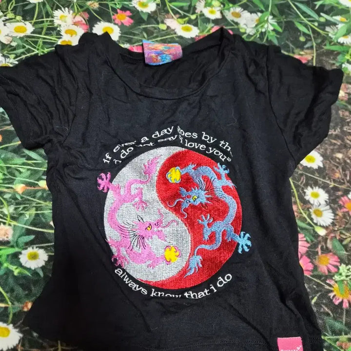 [BUNJANG] Omighty Yin Yang Crop Top (Discontinued/Authentic) / [단종/해외정품] 오마이티 Omighty 음양 Yin Yang 크롭탑