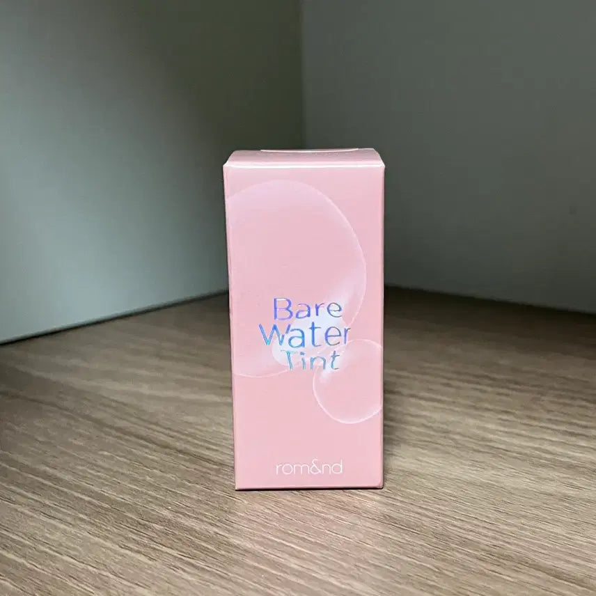 [BUNJANG] Rom&amp;nd Bare Water Tint 01 Bare Vanilla Sealed / 롬앤 베어 물 틴트 01 베어바닐라 미개봉