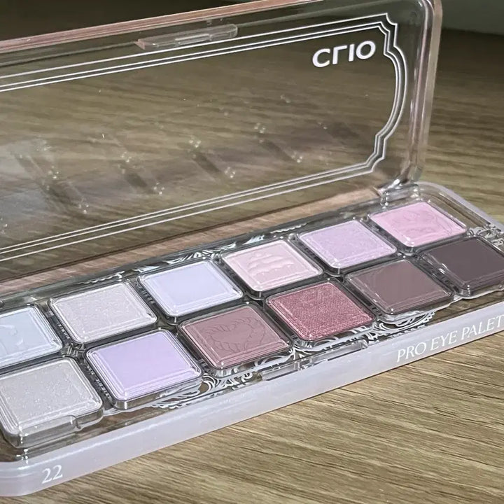 [BUNJANG] Clio Pro Eye Palette Air 22 Sugar Afternoon Sealed / 클리오 프로 아이 팔레트 에어 22 슈가애프터눈 미개봉