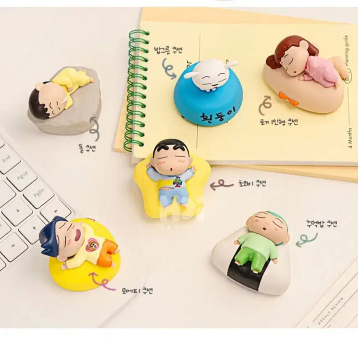 [BUNJANG] Crayon Shin-chan Cushion Mood Lamp Figure Set (2 Types) / 짱구 쿠션 무드등 피규어 2종 세트