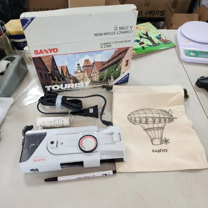 [BUNJANG] Sanyo Portable Dual Voltage Travel Iron / 미사용 Japan 산요SANYO 휴대용 겸용 다리미 110V 220V