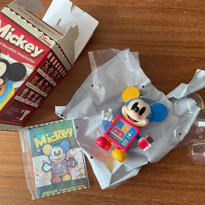 [BUNJANG] Pop Mart Mickey Mouse Vending Machine / 팝마트 미키마우스 밴딩 머신
