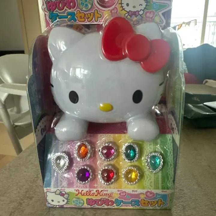 [BUNJANG] Sanrio Hello Kitty Toy Ring &amp; Storage Case Set / 산리오 헬로키티 장난감 반지&amp;보관케이스