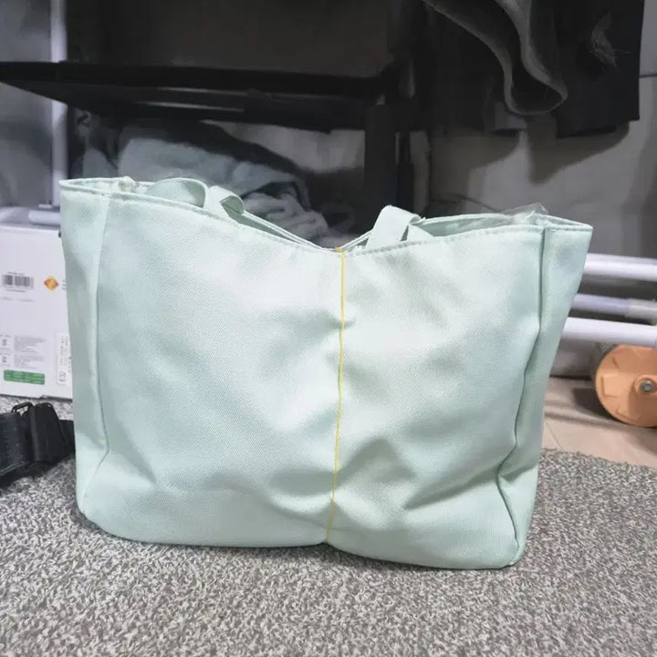 [BUNJANG] Crayon Shin-chan Mint Tote Bag / 짱구는못말려 짱구 토트백 민트색