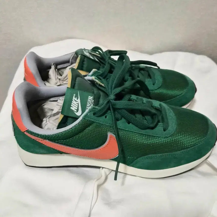 [BUNJANG] Nike x Stranger Things Tailwind 79 Hawkins Green / 나이키 x 기묘한 이야기 테일윈드 79 그린 호킨스