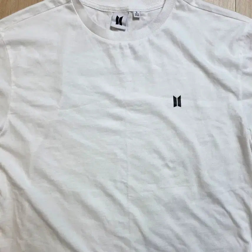 [BUNJANG] Big Hit BTS Complete Group Return Short Sleeve T-Shirt Size 105 / 미사용 빅히트 BTS 굿즈 반팔티 105사이즈 BTS 완전체 귀환