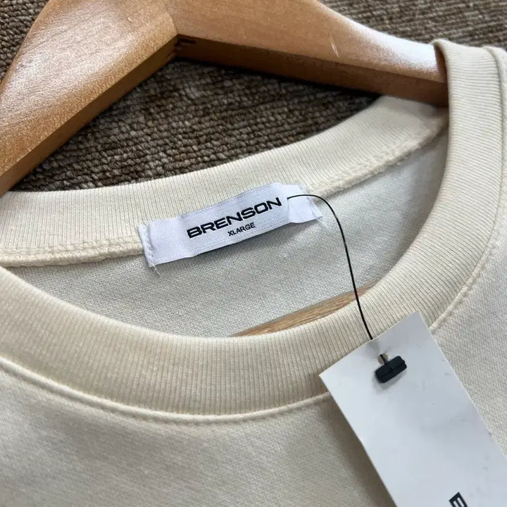[BUNJANG] Brenson Ivory Short-Sleeve T-Shirt XL / 새상품) 브렌슨 아이보리 반팔 티셔츠 XL