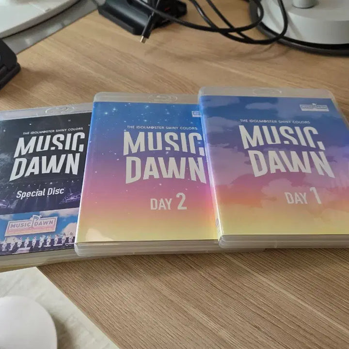[BUNJANG] THE iDOLM@STER Shiny Colors MUSIC DAWN Blu-ray / 아이돌마스터 샤이니 컬러즈 MUSIC DAWN 블루레이