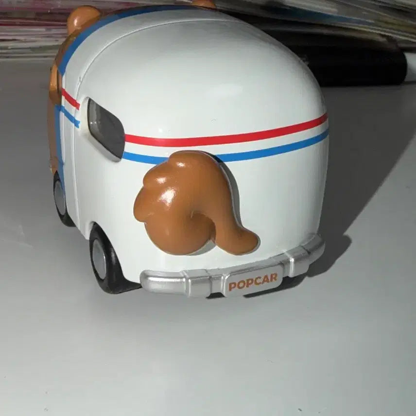 [BUNJANG] Pop Mart SpongeBob Sandy Cheeks Travel Car Figure / 팝마트 스폰지밥 다람이 트래블카 피규어