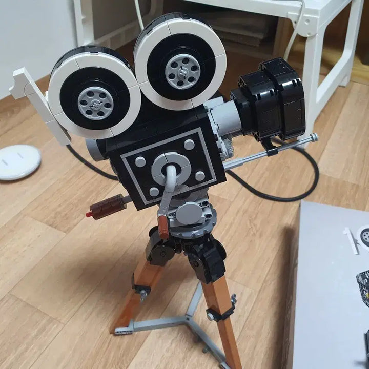 [BUNJANG] LEGO 43230 Disney 100th Anniversary Tribute Camera / (판매)레고  43230  디즈니 100주년 헌정 카메라 팝니다