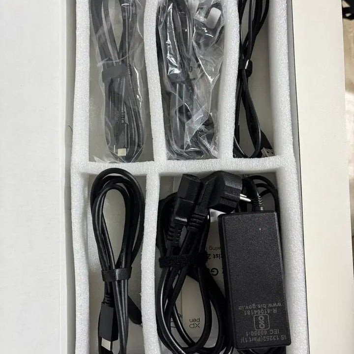 [SOLD OUT] xppen artist plus 22 엑스피펜 아티스트 플러스 22