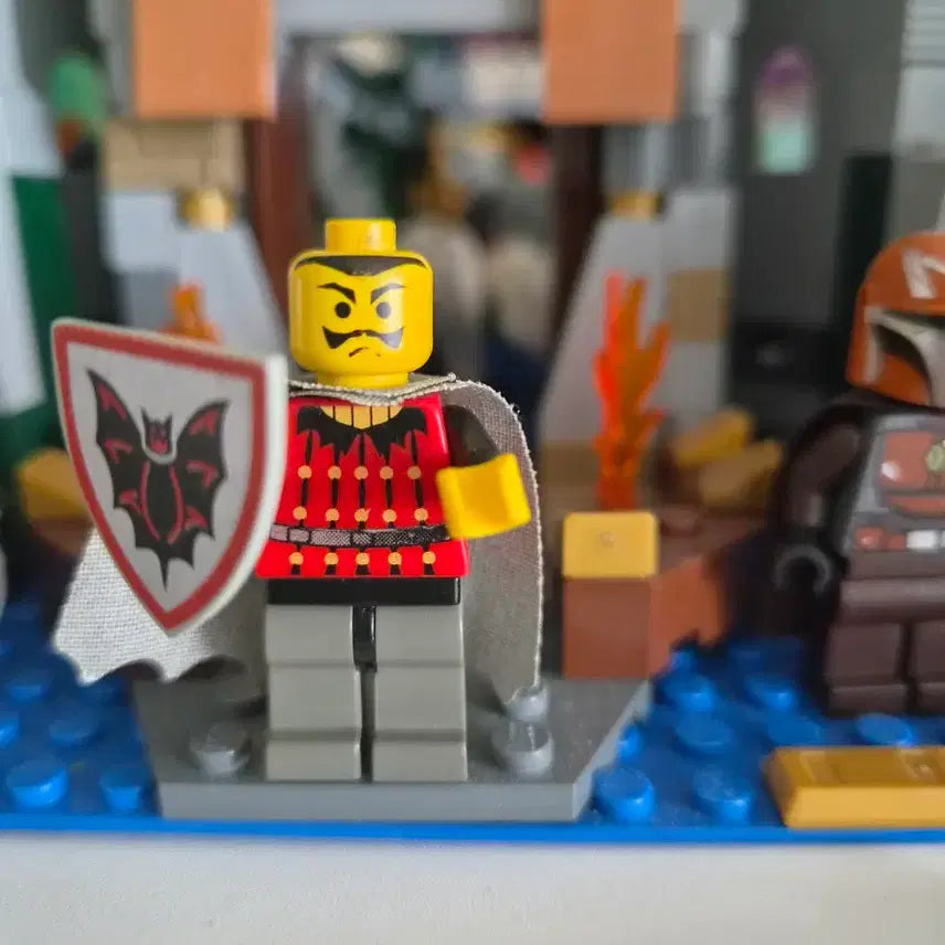 [BUNJANG] LEGO Old Batman Castle Knight Minifigure / 레고 올드 박쥐성 기사 피규어