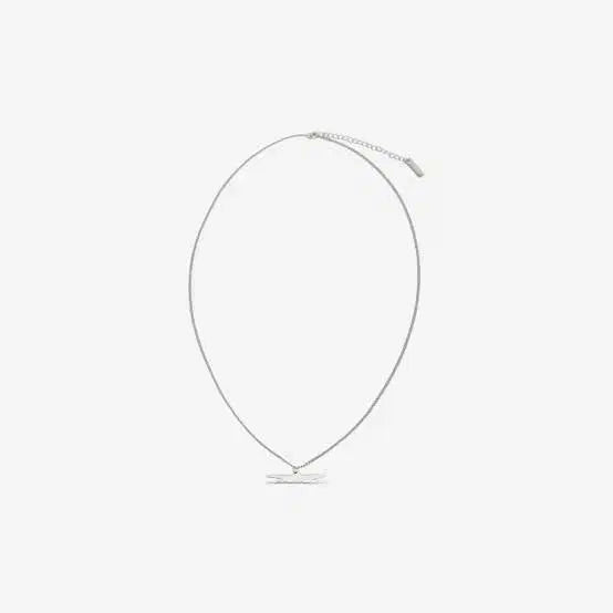 [BUNJANG] Le Sserafim Necklace and Strap / 르세라핌 목걸이 하고 스트랩?