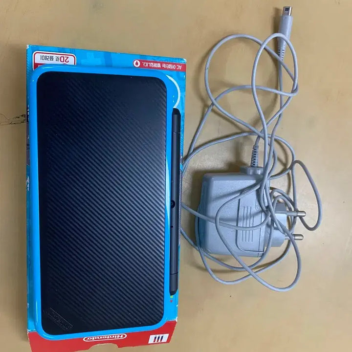 [BUNJANG] Nintendo 2DS XL Console / 닌텐도 2DS xl 풀박 상태좋음 3ds