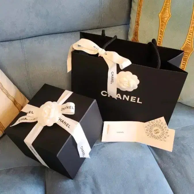 [BUNJANG] Chanel Vanity Cube Top Handle Mini Bag Box Set / 10-4)샤넬 미니백 베니티백큐브백박스셋트(더스트는추가)
