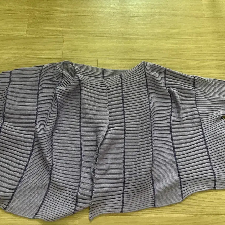 [BUNJANG] Pleats Please Issey Miyake Column Knit Cardigan / 플리츠플리즈 이세이 미야케 컬럼 니트 가디건 연보라색