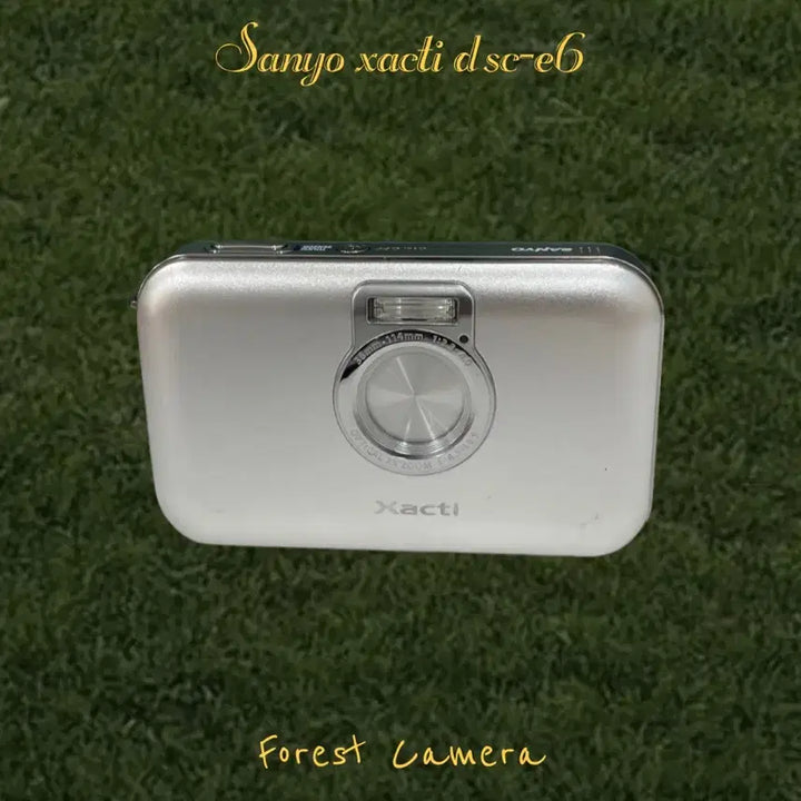 [BUNJANG] Sanyo Xacti DSC-E6 Vintage Digital Camera / 산요 작티 DSC-E6 디지털카메라 빈티지디카 디카