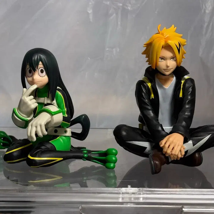[BUNJANG] My Hero Academia Tsuyu Asui &amp; Denki Kaminari Figure (Unsealed, Box Not Included) / 개봉/박스x) 나히아 츠유, 덴키 피규어