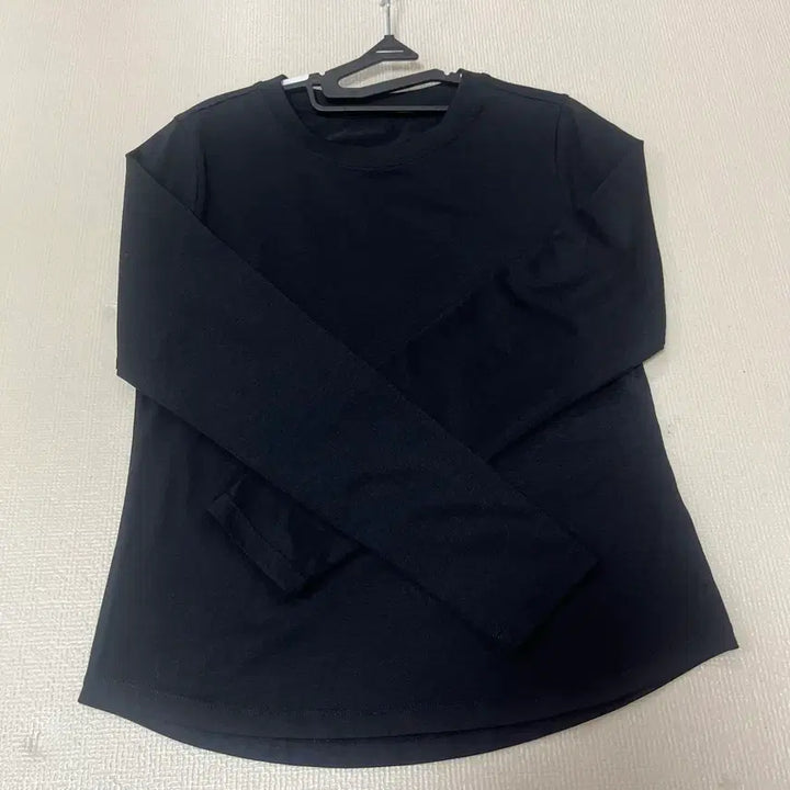 [BUNJANG] Andar Basic Fit Long Sleeve T-Shirt Black / 안다르 기본핏 긴팔티 s사이즈 블랙