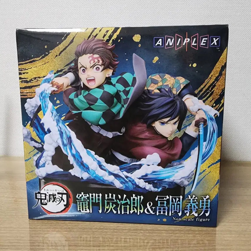 [BUNJANG] Demon Slayer Tanjiro/Giyu Bust Figures + Acrylic Stand Set / 택포 (귀멸의 칼날) 애니플렉스 A상 탄지로/기유 흉상 피규어 + 아크릴
