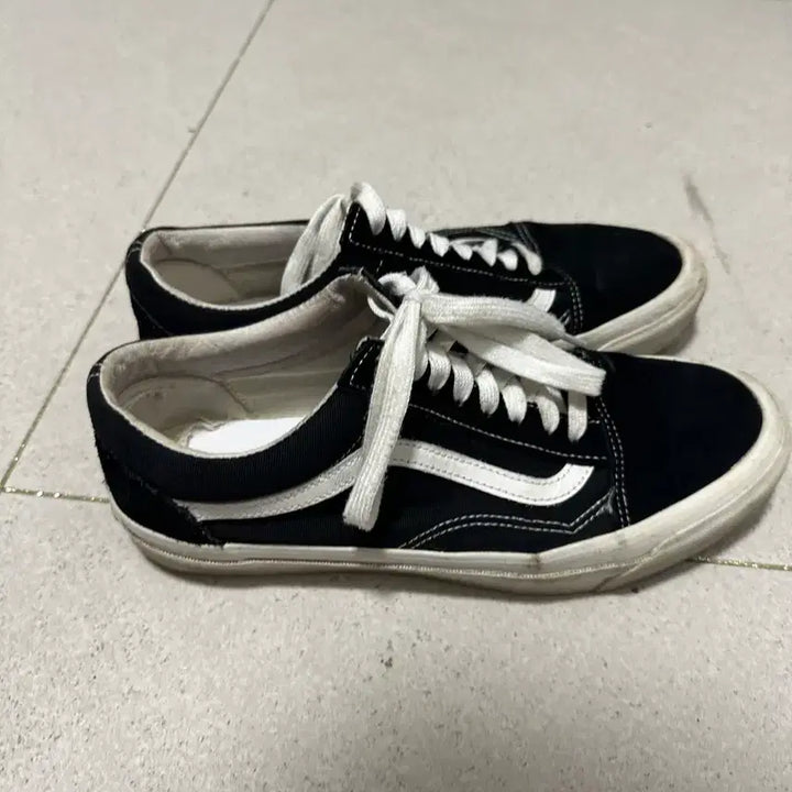 [BUNJANG] Vans Vault Old Skool Black/White 280 / 반스 볼트 280