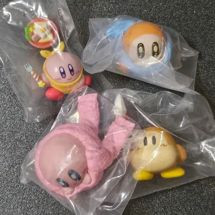 [BUNJANG] Kirby Wayfinder Kirby Gacha Set (4 Figures) / 새제품 일괄) 별의 커비 웨이들디 커비 가챠 뽑기 4개 일괄