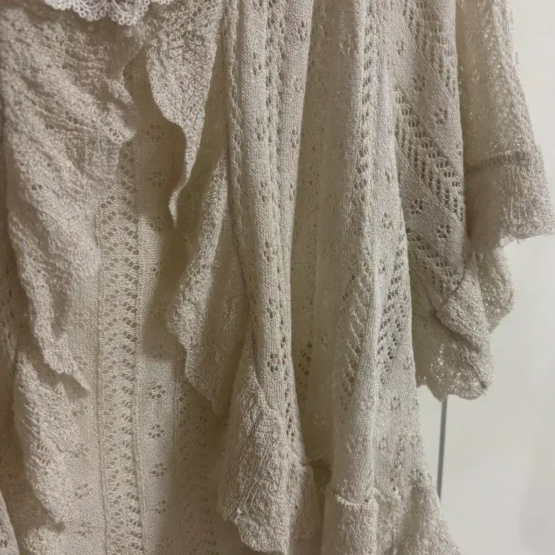 [BUNJANG] Axis Farm Vintage Frill Lace Crochet Short Sleeve Summer Cardigan / 엑시즈팜 빈티지 프릴 레이스 크로쉐 반팔 여름 가디건